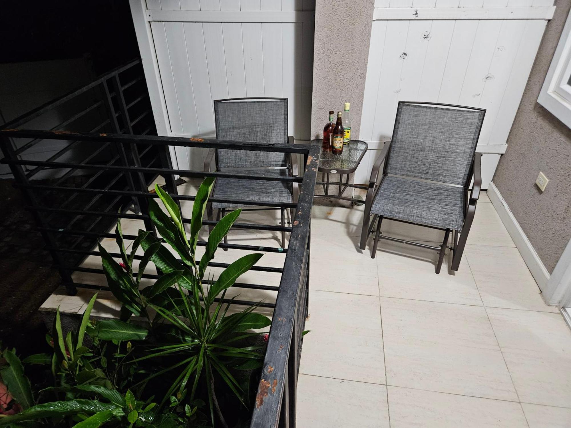 Ramzie'S Place คิงส์ตัน ภายนอก รูปภาพ